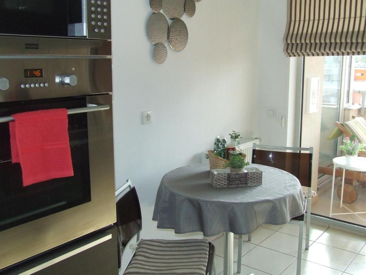 Family Retreat Politehnica Park Apartment Bucharest Exterior photo